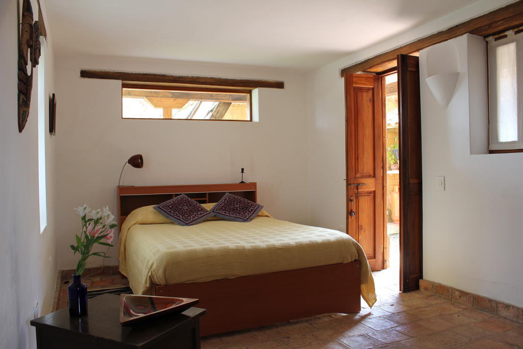 Hostal Casa Del Arte Robles Room photo